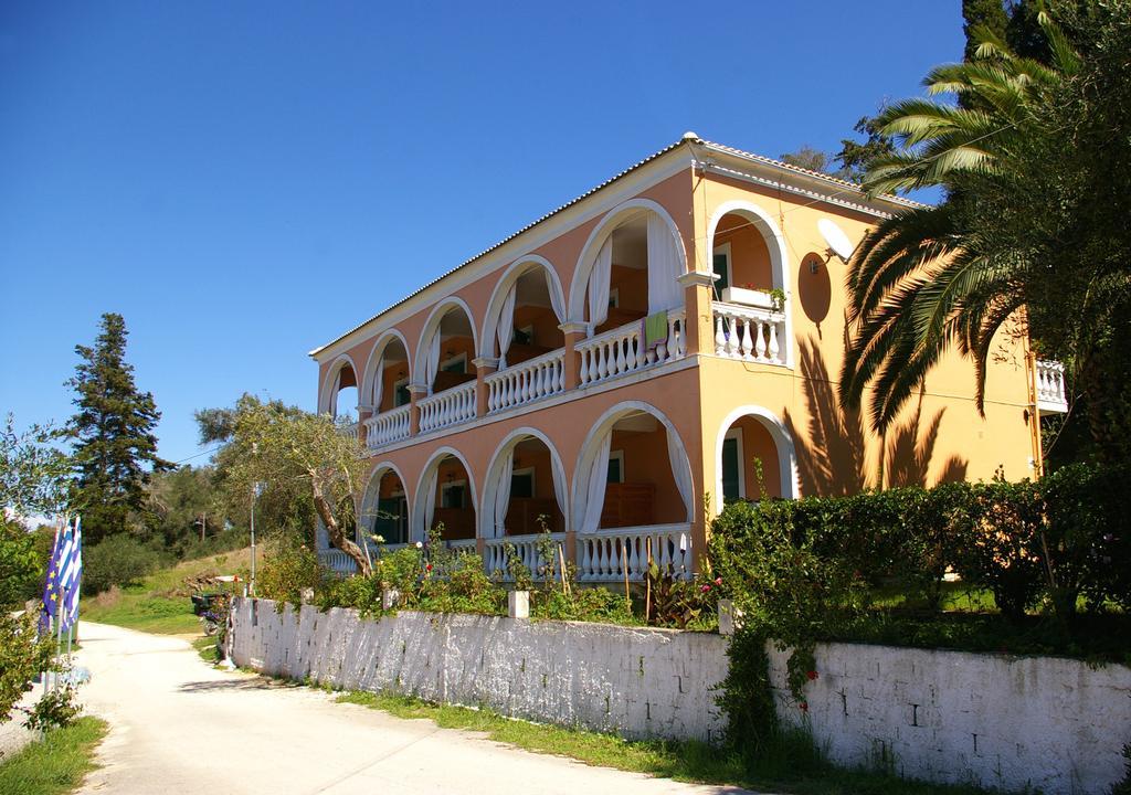 Angeliki Aparthotel Vitaládes Exteriör bild