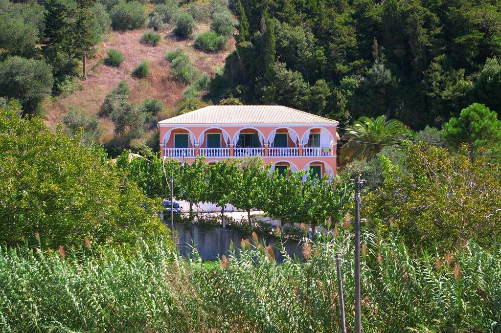 Angeliki Aparthotel Vitaládes Exteriör bild