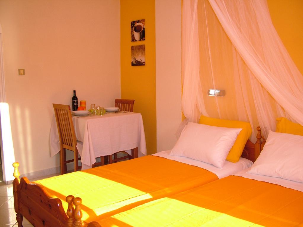 Angeliki Aparthotel Vitaládes Exteriör bild
